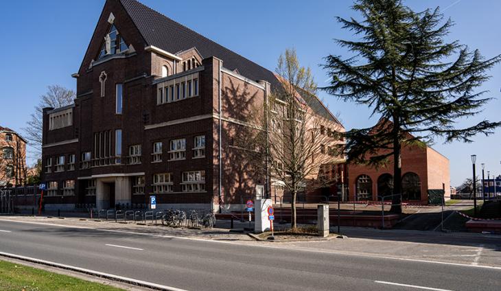 Paul Van Ostaijengebouw