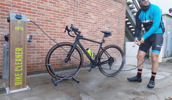 Stad Leuven opent langverwachte bikewash aan Sporthal Heverlee