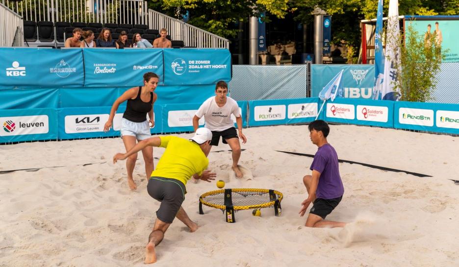 Leuven Beach spikeball